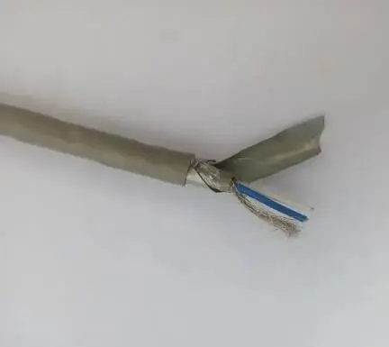 YVFRP1  2*2.5屏蔽软电缆